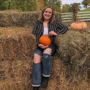 Meet your Posher, Emily